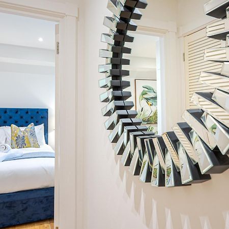 Chic Belgravia Hideaway With Private Patio 10 Mins To Harrods Londen Buitenkant foto